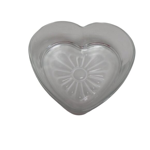 Glass Heart Shaped Bowl,Candy Dish 6"x5.5"x2.5" - Picture 1 of 6
